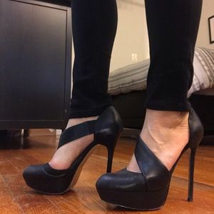 French Connection Black Pumps, Size 7